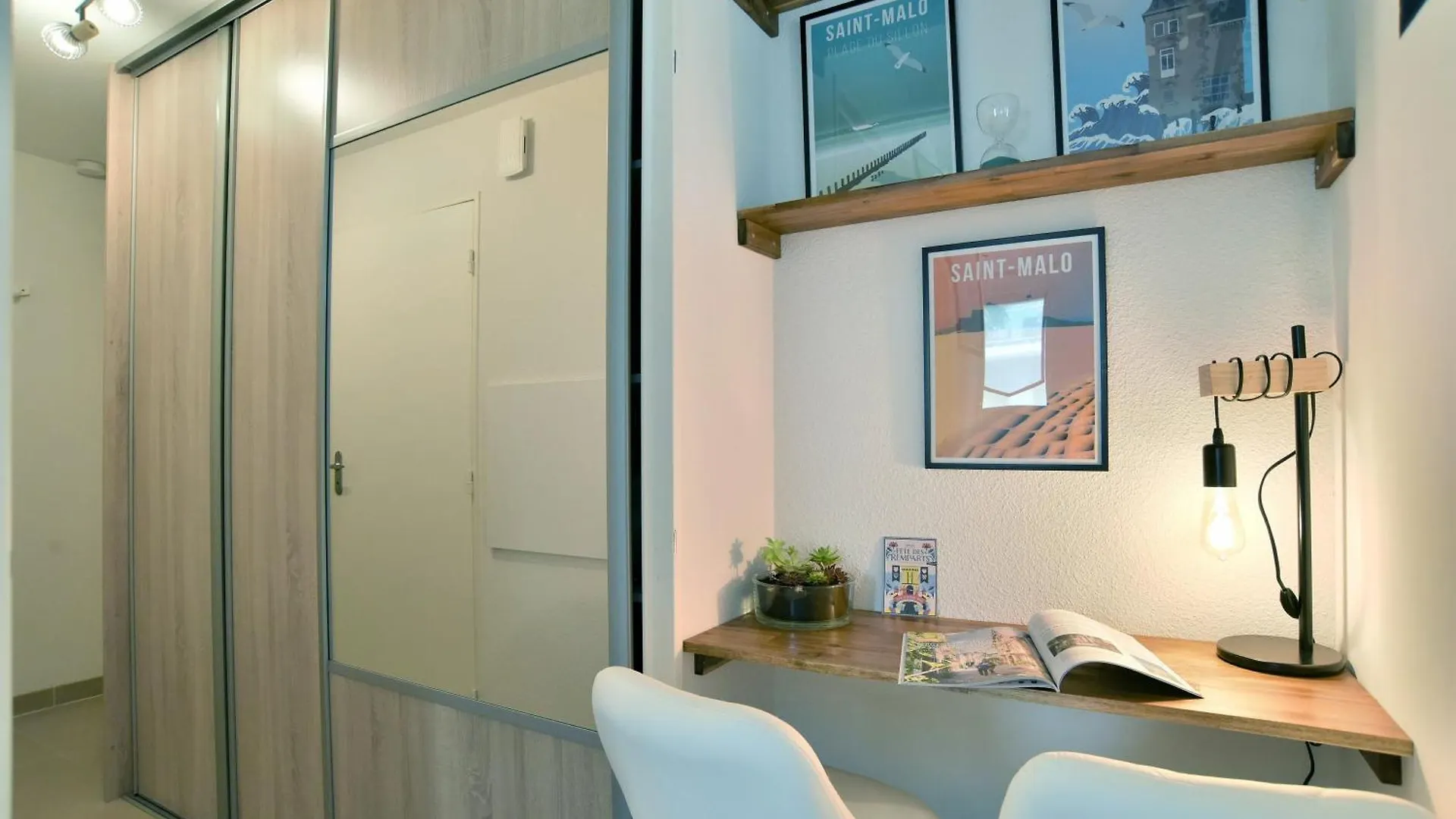 Escapade - Appartement Avec Jardin Et Parking Dinan 0*,  France